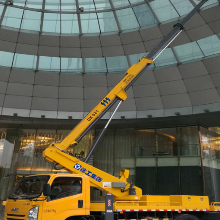 青山附近高空作业车租赁｜安全设备租赁｜高空安装|工程定制化方案｜亿立达设备租赁